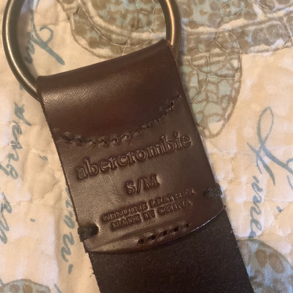 Abercrombie  Small leather belt